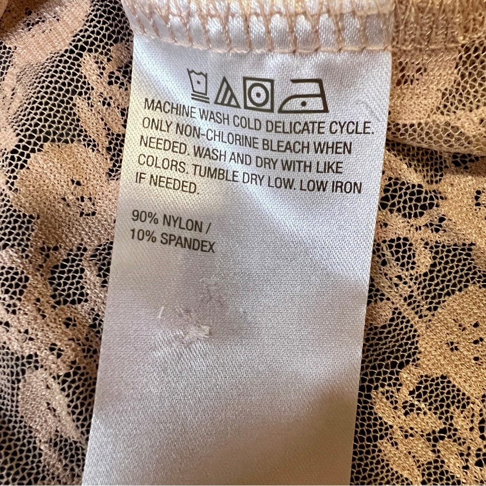 Wms Floral Mesh Lace Sheer Blush Embroidered Feminine Romantic Top XS - Picture 9 of 11